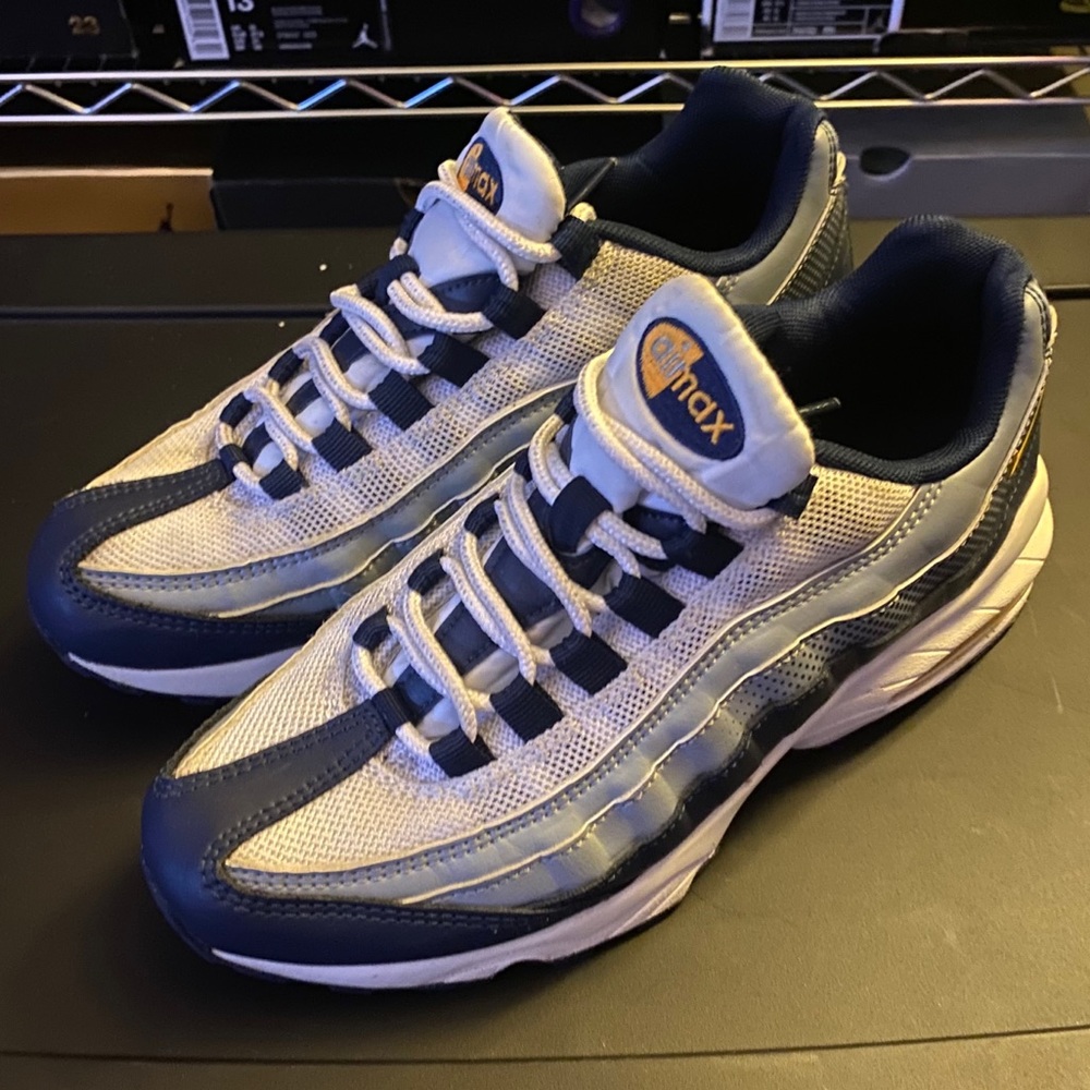 Nike Air Max 95 Midnight Navy GS size 6.5Y NO BOX